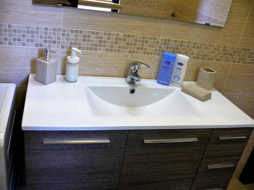 Rm Apartment Мессина Экстерьер фото
